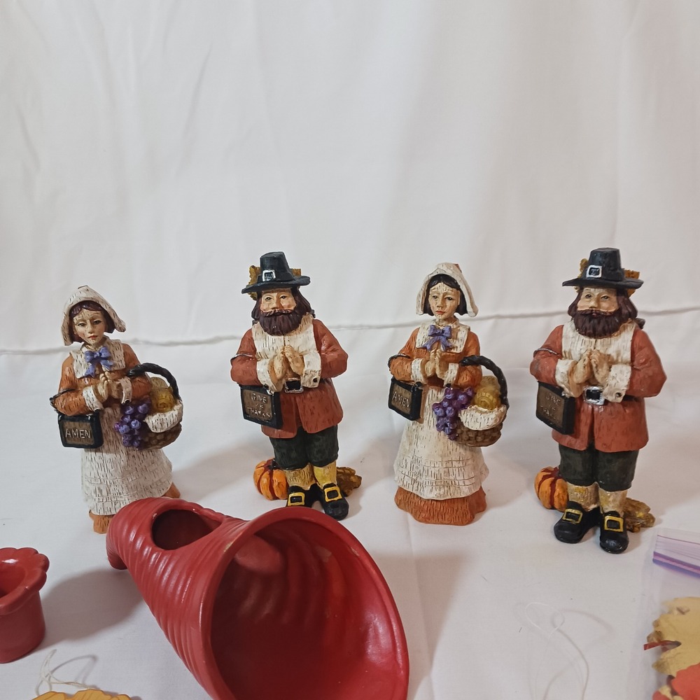 Unbranded Thanksgiving Decor Lot Multicolor Excellent Pilgrims Decor
